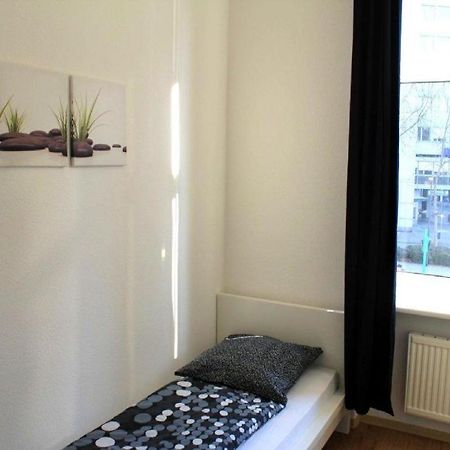Hotel Freddapp One Frankfurt am Main Zimmer foto