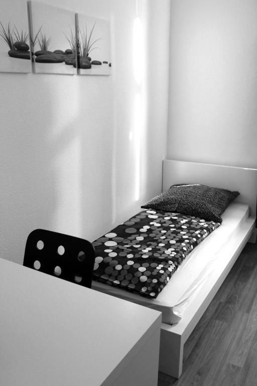 Hotel Freddapp One Frankfurt am Main Zimmer foto